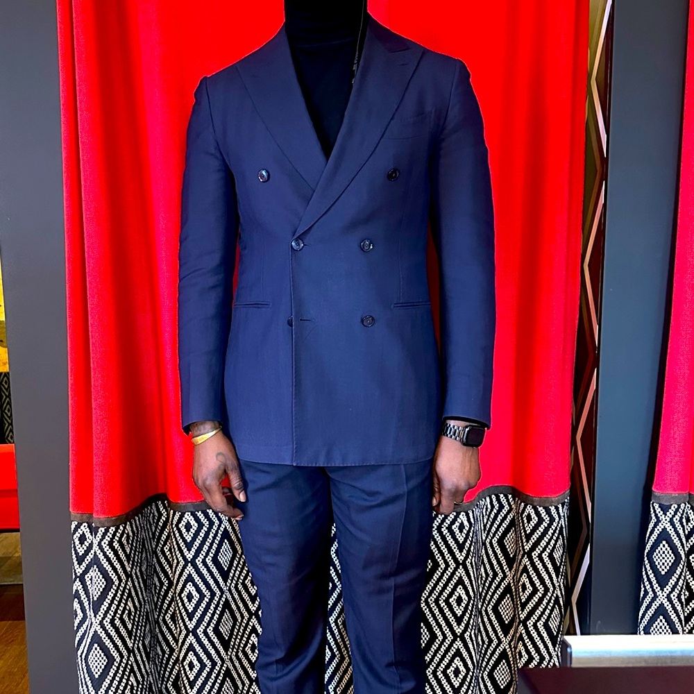 The Navy Wool / Silk / Linen suit